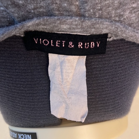 Maternity Handprint Coming Soon Tshirt - Picture 5 of 5